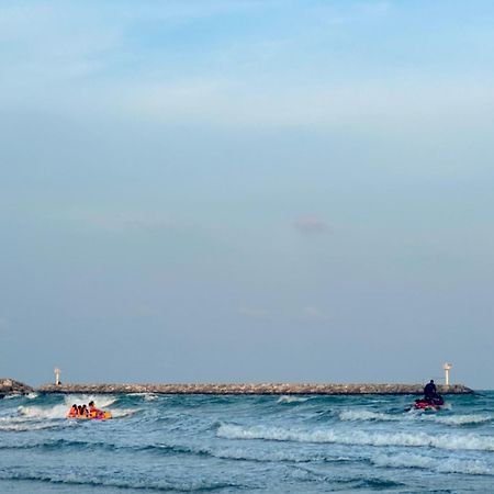 Sea&Mountain View,5 Mins Walk To Famous Beach With King Size Bed HHQ Exterior foto