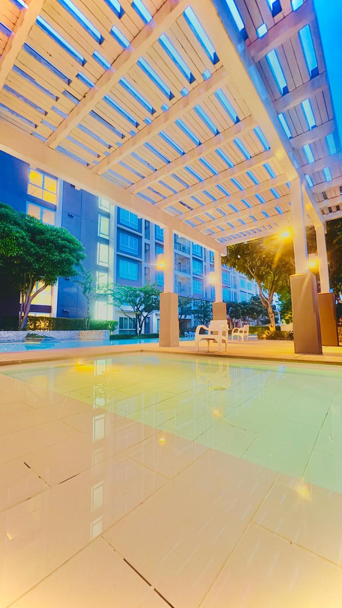 Sea&Mountain View,5 Mins Walk To Famous Beach With King Size Bed HHQ Exterior foto