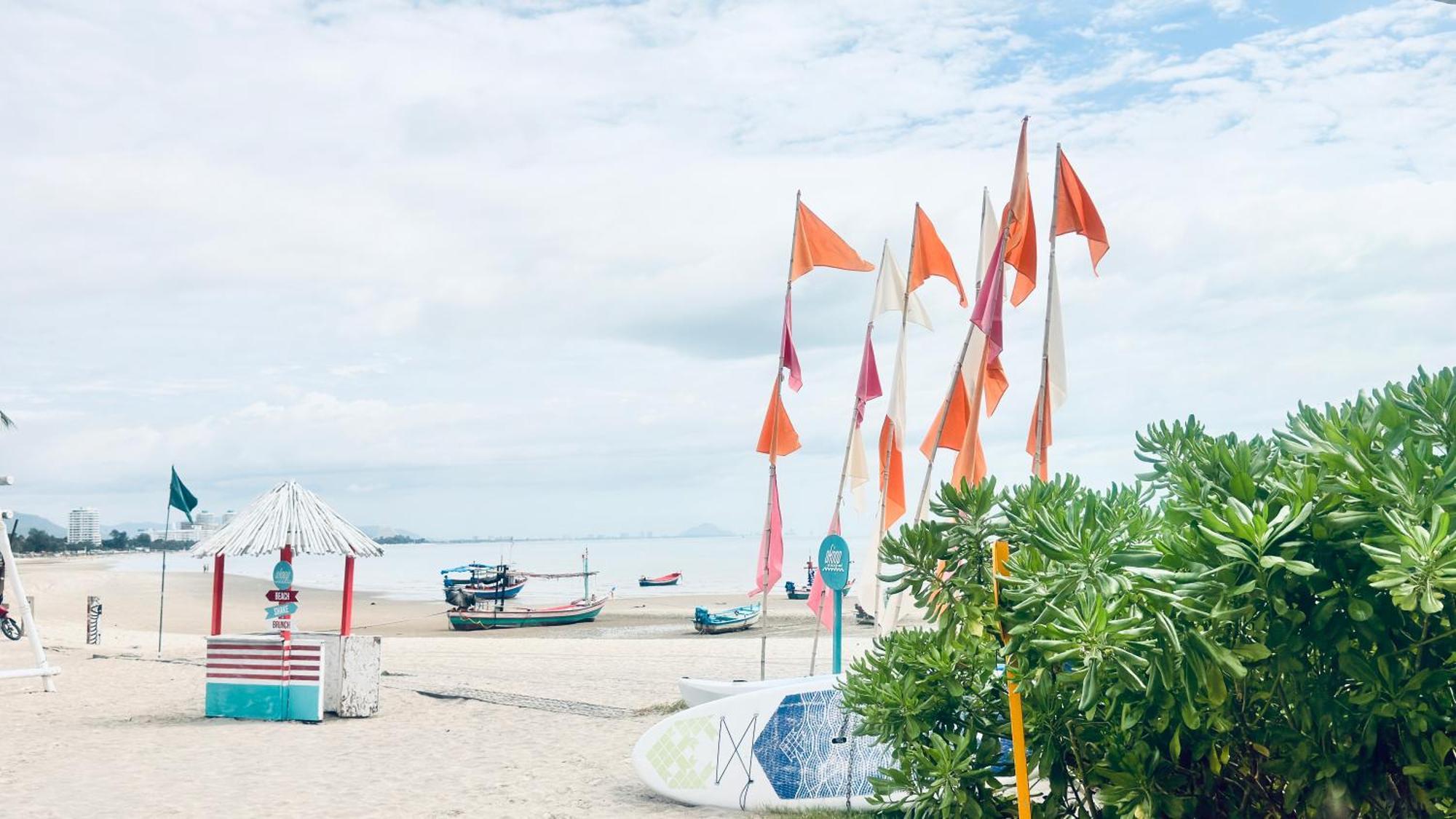 Sea&Mountain View,5 Mins Walk To Famous Beach With King Size Bed HHQ Exterior foto